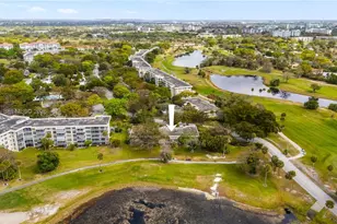 823 Cypress Blvd, Pompano Beach, FL 33069 - Photo 23