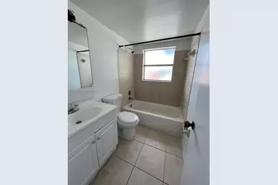 10204 Twin Lakes Dr #14-H, Coral Springs, FL 33071 - Photo 15