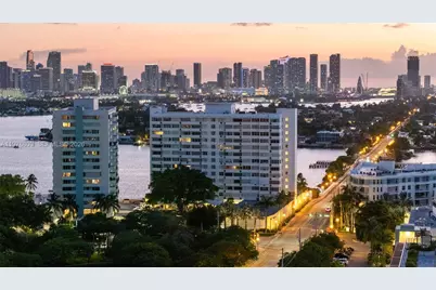 3 Island Ave #PH-G, Miami Beach, FL 33139 - Photo 13