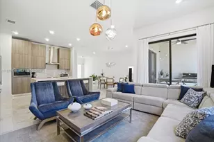 12060 SW 82nd Pl, Miami, FL 33156 - Photo 11