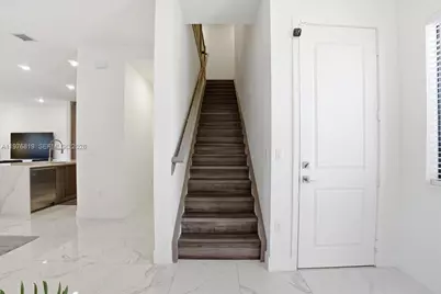 12060 SW 82nd Pl, Miami, FL 33156 - Photo 15