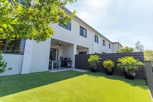 12060 SW 82nd Pl, Miami, FL 33156 - Photo 33