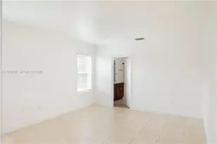 2802 40th St SW, Lehigh Acres, FL 33976 - Photo 7