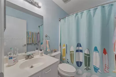 324 NW 153rd Ln, Pembroke Pines, FL 33028 - Photo 25
