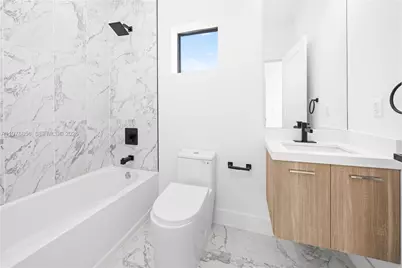 526 SW 2nd St, Miami, FL 33130 - Photo 19