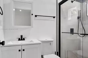 245 NE 175th St, North Miami Beach, FL 33162 - Photo 11