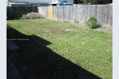 2127 Wilson St, Hollywood, FL 33020 - Photo 15
