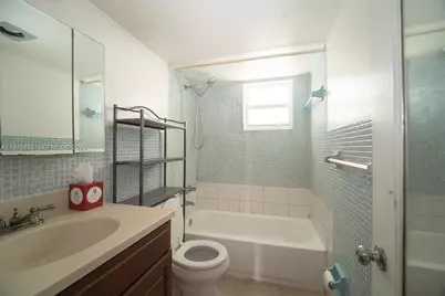 1750 James Ave #4J, Miami Beach, FL 33139 - Photo 9