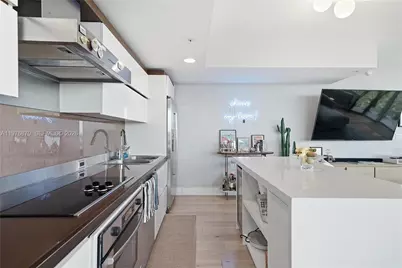 2155 Washington Ct #507, Miami Beach, FL 33139 - Photo 11