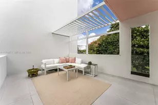 721 SW 11th St, Miami, FL 33129 - Photo 23