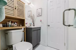 2621 SW 12th Terrace, Fort Lauderdale, FL 33315 - Photo 11