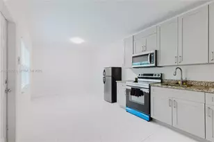 2621 SW 12th Terrace, Fort Lauderdale, FL 33315 - Photo 15