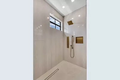 1005 NW 100th Ave, Miami, FL 33172 - Photo 39