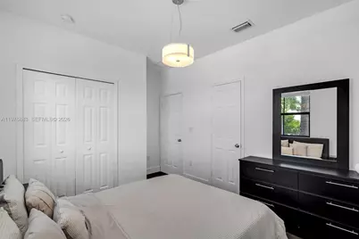 1005 NW 100th Ave, Miami, FL 33172 - Photo 23