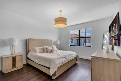 1005 NW 100th Ave, Miami, FL 33172 - Photo 19