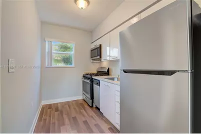 8000 NE Bayshore Ct #118, Miami, FL 33138 - Photo 9