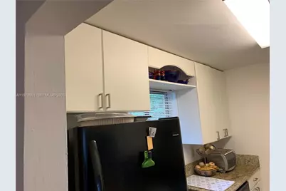 183 Lakeview Dr #203, Weston, FL 33326 - Photo 9