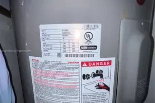 183 Lakeview Dr, Weston, FL 33326 - Photo 27