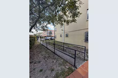 6070 W 18th Ave #209, Hialeah, FL 33012 - Photo 31