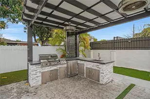 5635 W 13th Ct, Hialeah, FL 33012 - Photo 35