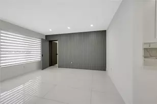 5635 W 13th Ct, Hialeah, FL 33012 - Photo 5