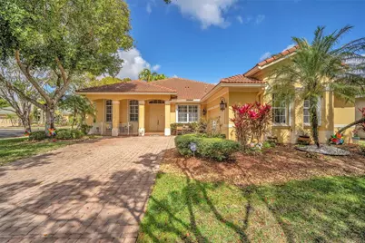 1435 Cardinal Way, Weston, FL 33327 - Photo 11