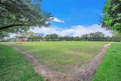 1435 Cardinal Way, Weston, FL 33327 - Photo 55