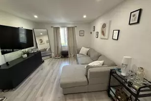 8607 SW 68th Ct, Pinecrest, FL 33156 - Photo 3