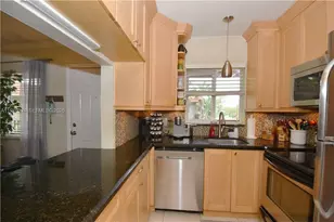 3050 NE 5th Terrace, Wilton Manors, FL 33334 - Photo 7