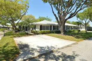 10125 S 42nd Ave S, Boynton Beach, FL 33436 - Photo 3