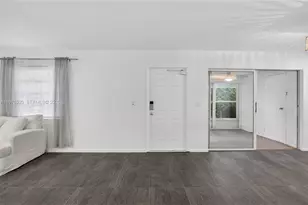 10125 S 42nd Ave S, Boynton Beach, FL 33436 - Photo 11