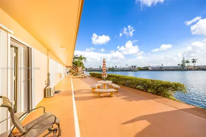 900 SW 10th Ter #8S, Hallandale Beach, FL 33009 - Photo 21