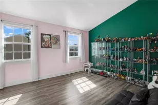 2929 Dorchester Ln, Cooper City, FL 33026 - Photo 23