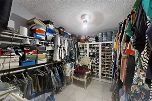 705 NW 8th Ave, Florida City, FL 33034 - Photo 9