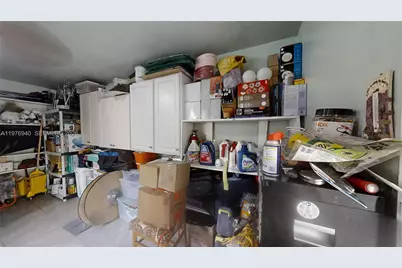 705 NW 8th Ave, Florida City, FL 33034 - Photo 15