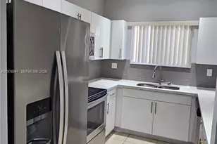 3389 NE 4th St, Homestead, FL 33033 - Photo 17