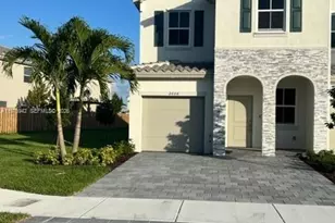 2608 SE 11th St, Homestead, FL 33035 - Photo 1