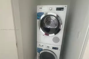 300 Biscayne Blvd Way, Miami, FL 33131 - Photo 25