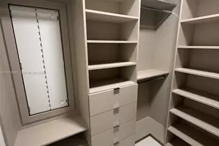 300 Biscayne Blvd Way, Miami, FL 33131 - Photo 35