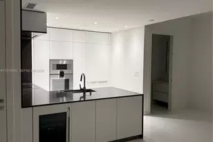 300 Biscayne Blvd Way, Miami, FL 33131 - Photo 21