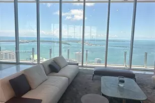 300 Biscayne Blvd Way, Miami, FL 33131 - Photo 7
