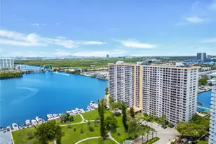 290 174th St, Sunny Isles Beach, FL 33160 - Photo 3