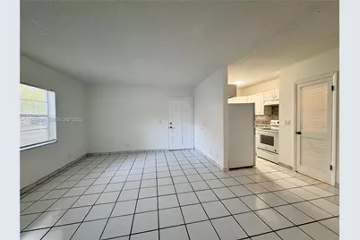 4140 Woodside Dr #107, Coral Springs, FL 33065 - Photo 9