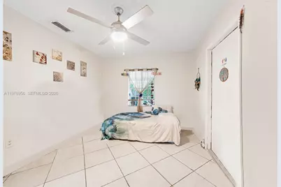 1385 NE 130th St, North Miami, FL 33161 - Photo 13