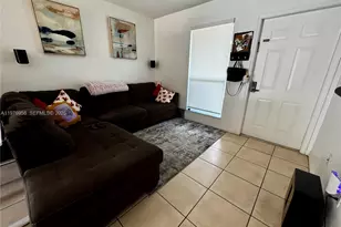 6746 SW 115th Ct, Miami, FL 33173 - Photo 9