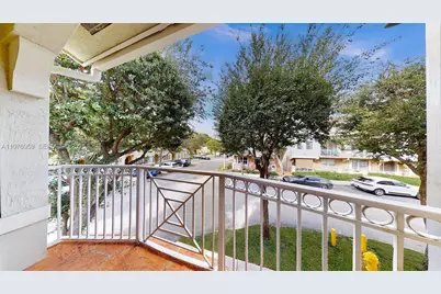 8980 W Flagler St #201, Miami, FL 33174 - Photo 11