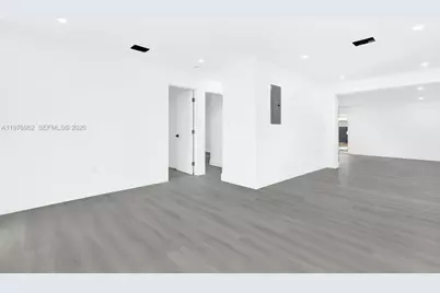 16320 NW 19 Ct, Miami Gardens, FL 33054 - Photo 13