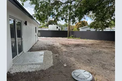 16320 NW 19 Ct, Miami Gardens, FL 33054 - Photo 39