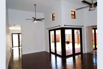 422 SW 88th Pl, Miami, FL 33174 - Photo 7