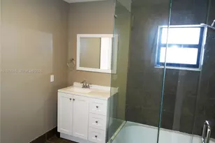 422 SW 88th Pl, Miami, FL 33174 - Photo 31